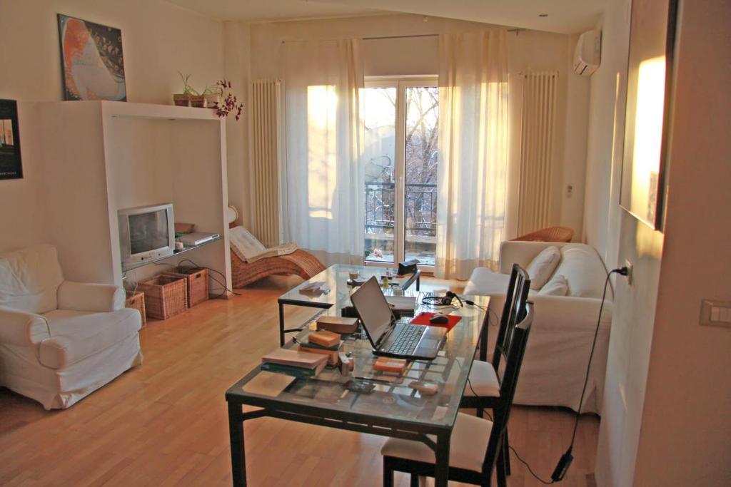 Central Park Bucharest Room photo